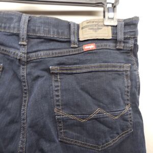 Wrangler Straight Fit Jeans Mens Size 36x32 Blue Dark Wash Lot of  1095STWDH